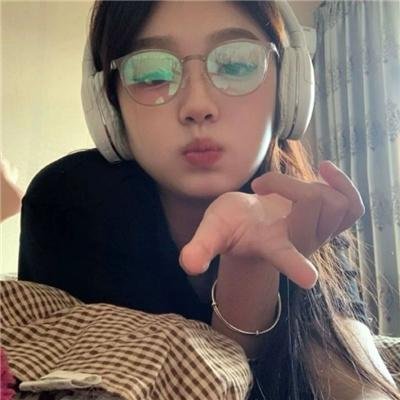 裸男怨女